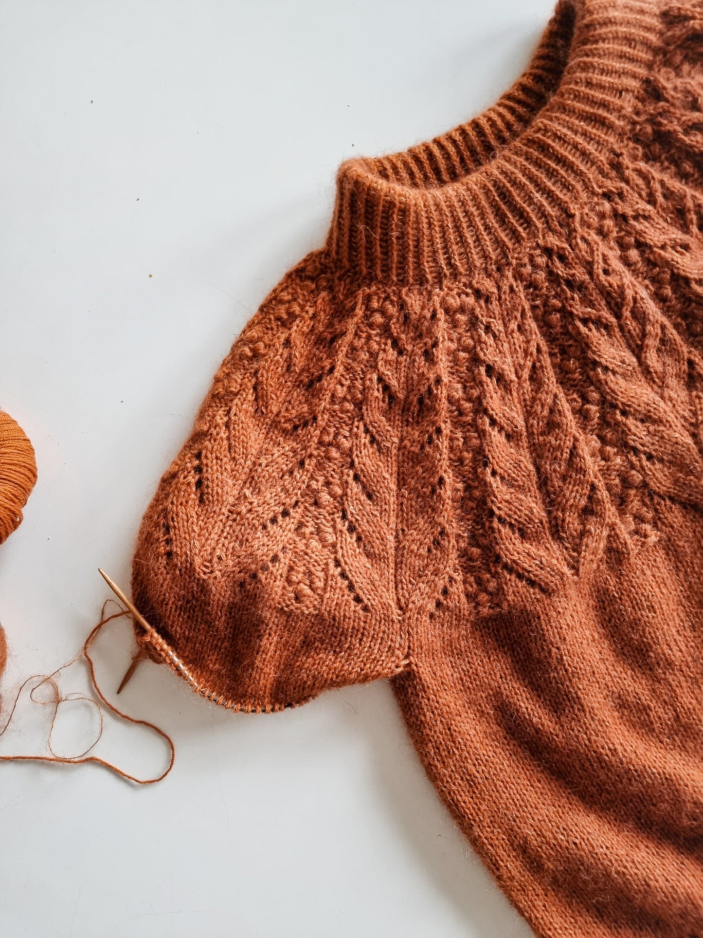 Foxberry pullover