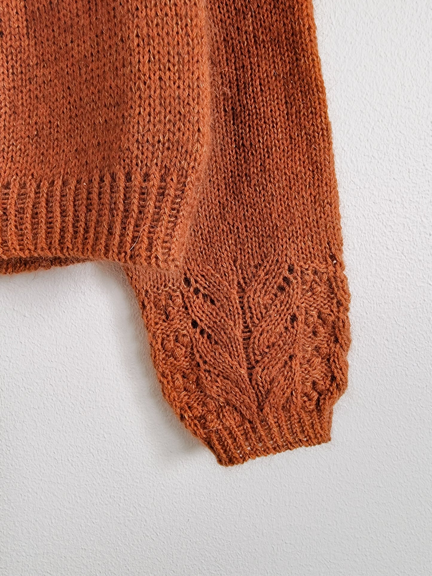 Foxberry pullover