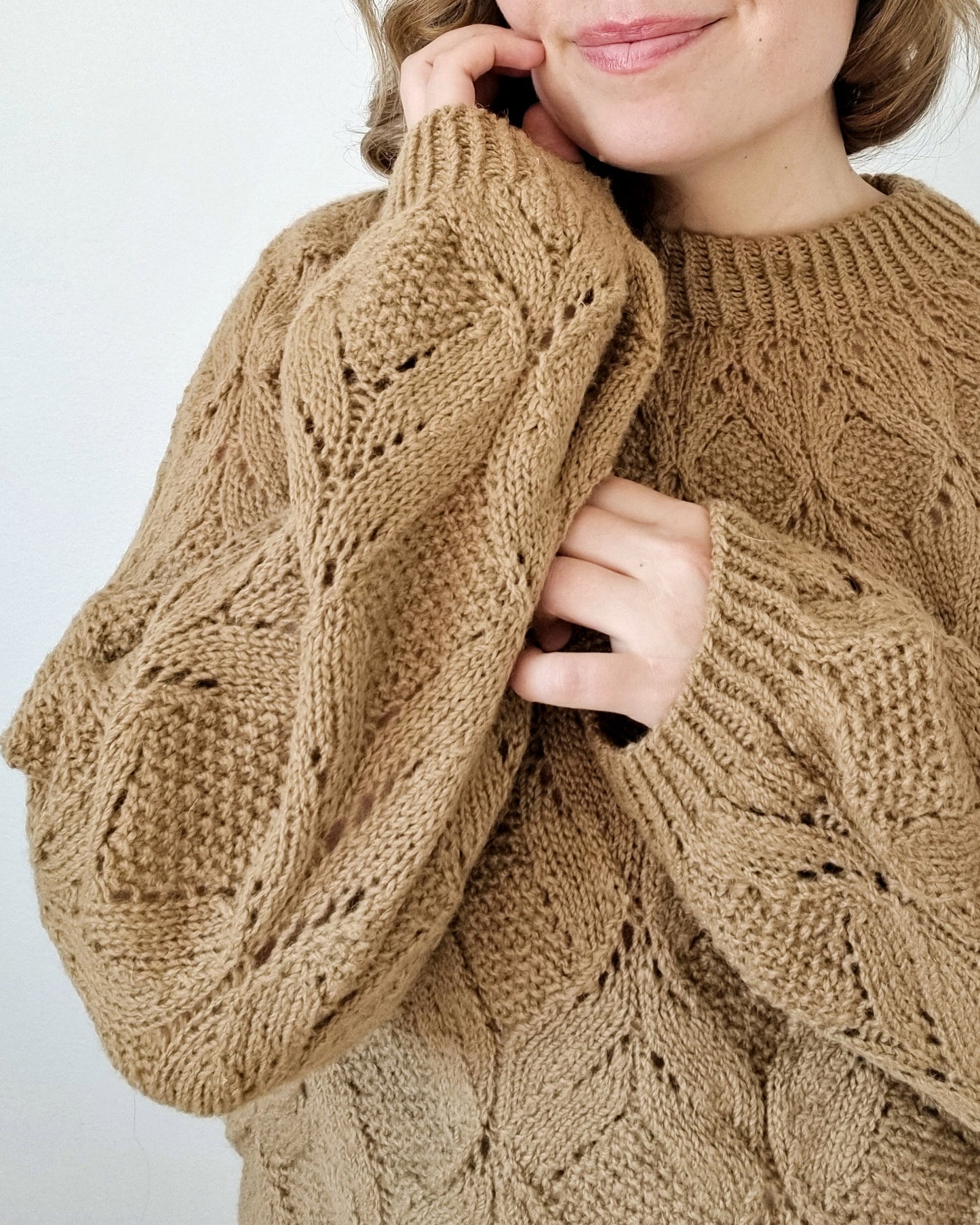 Poetry pullover