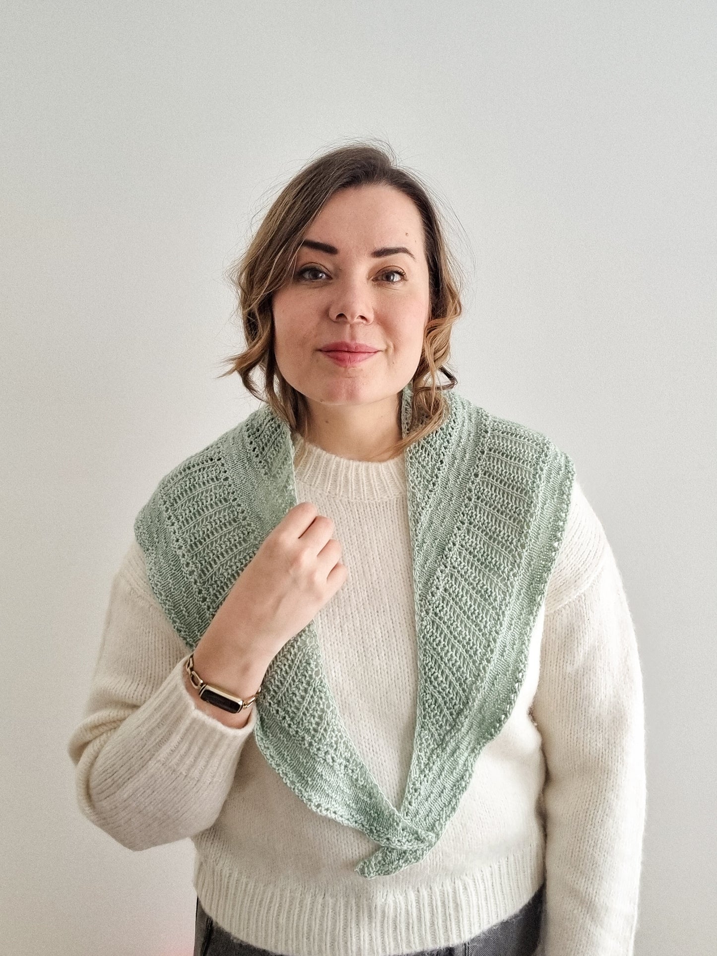Tiny shells shawl