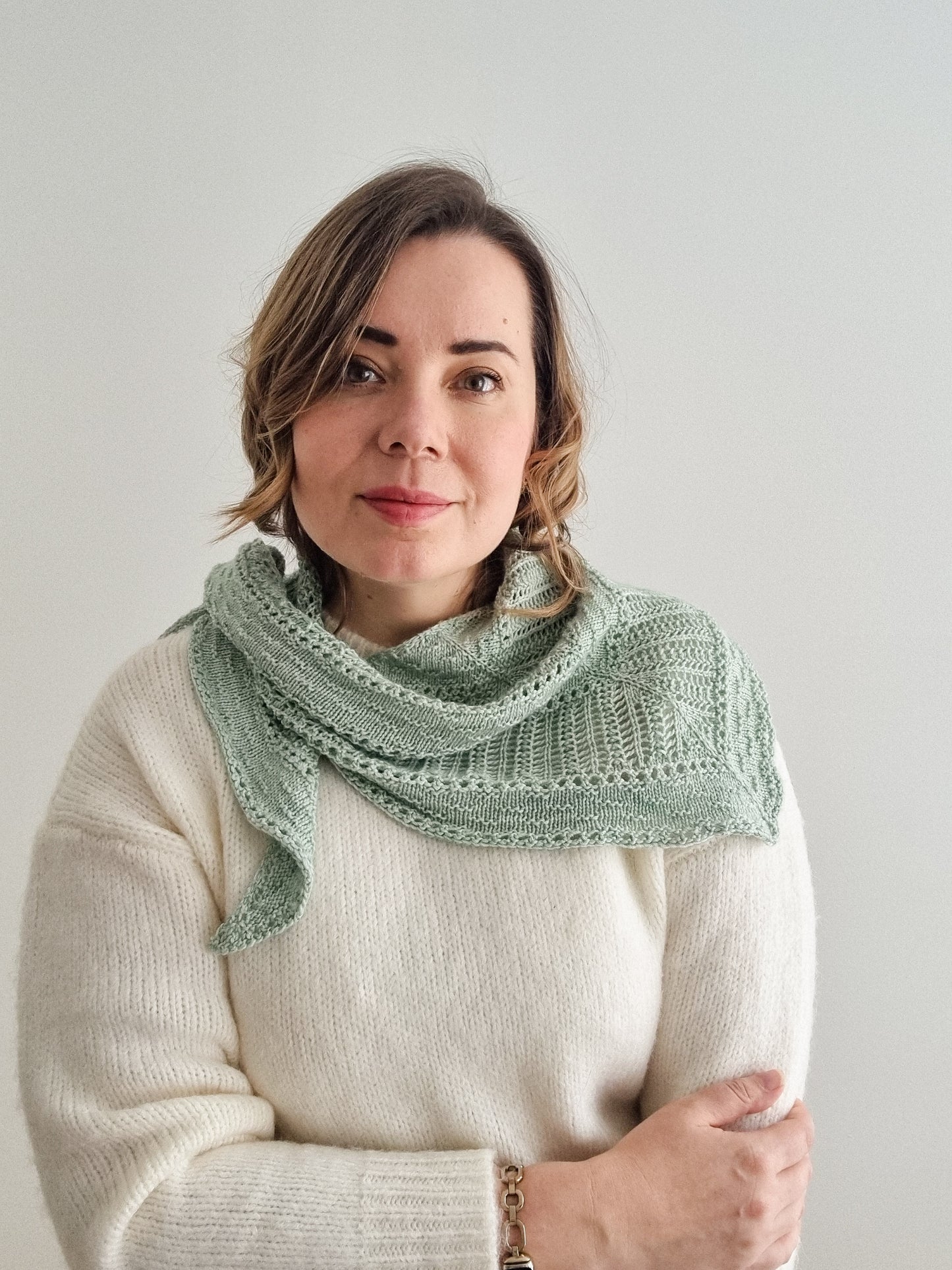 Tiny shells shawl