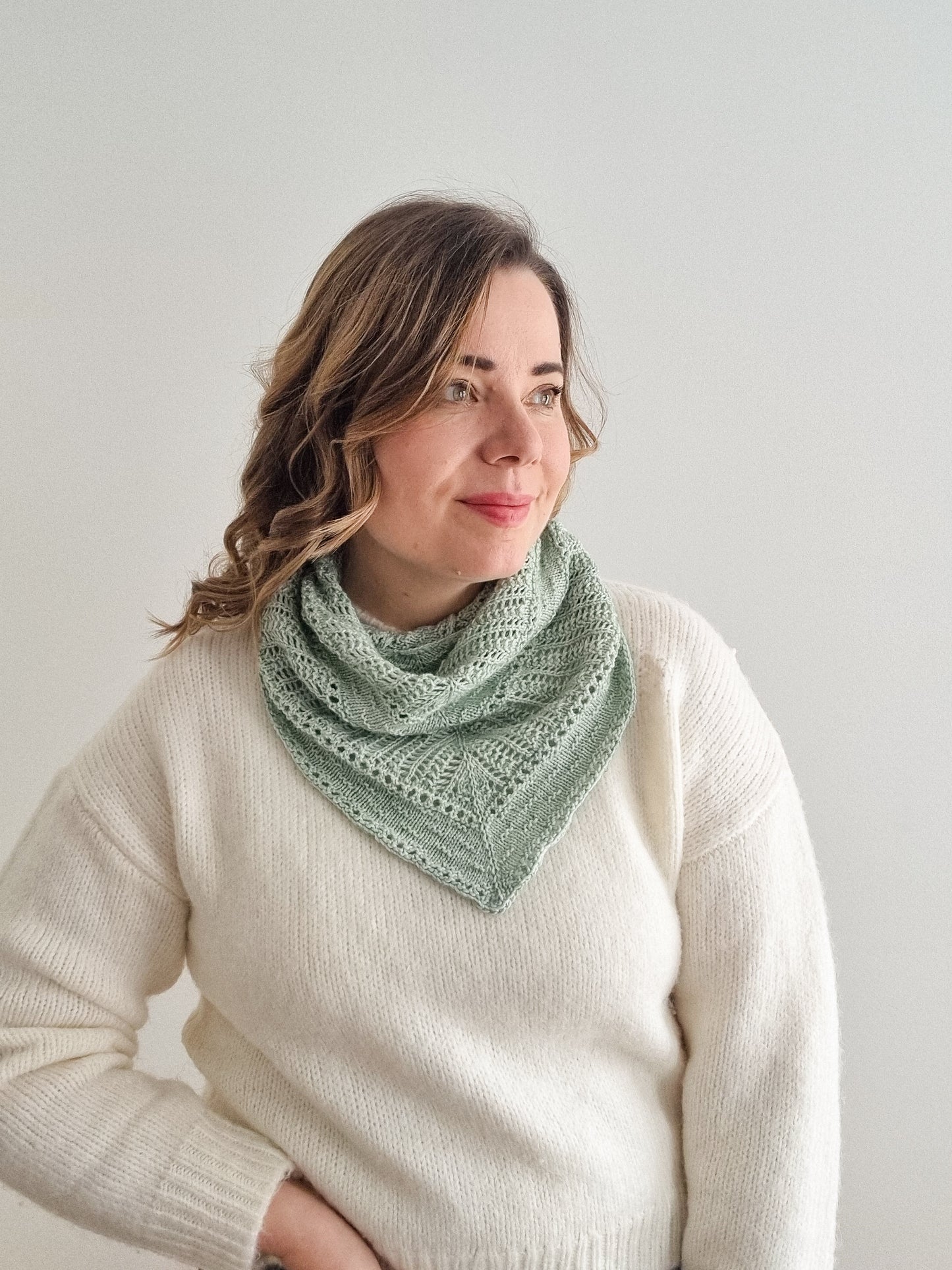 Tiny shells shawl