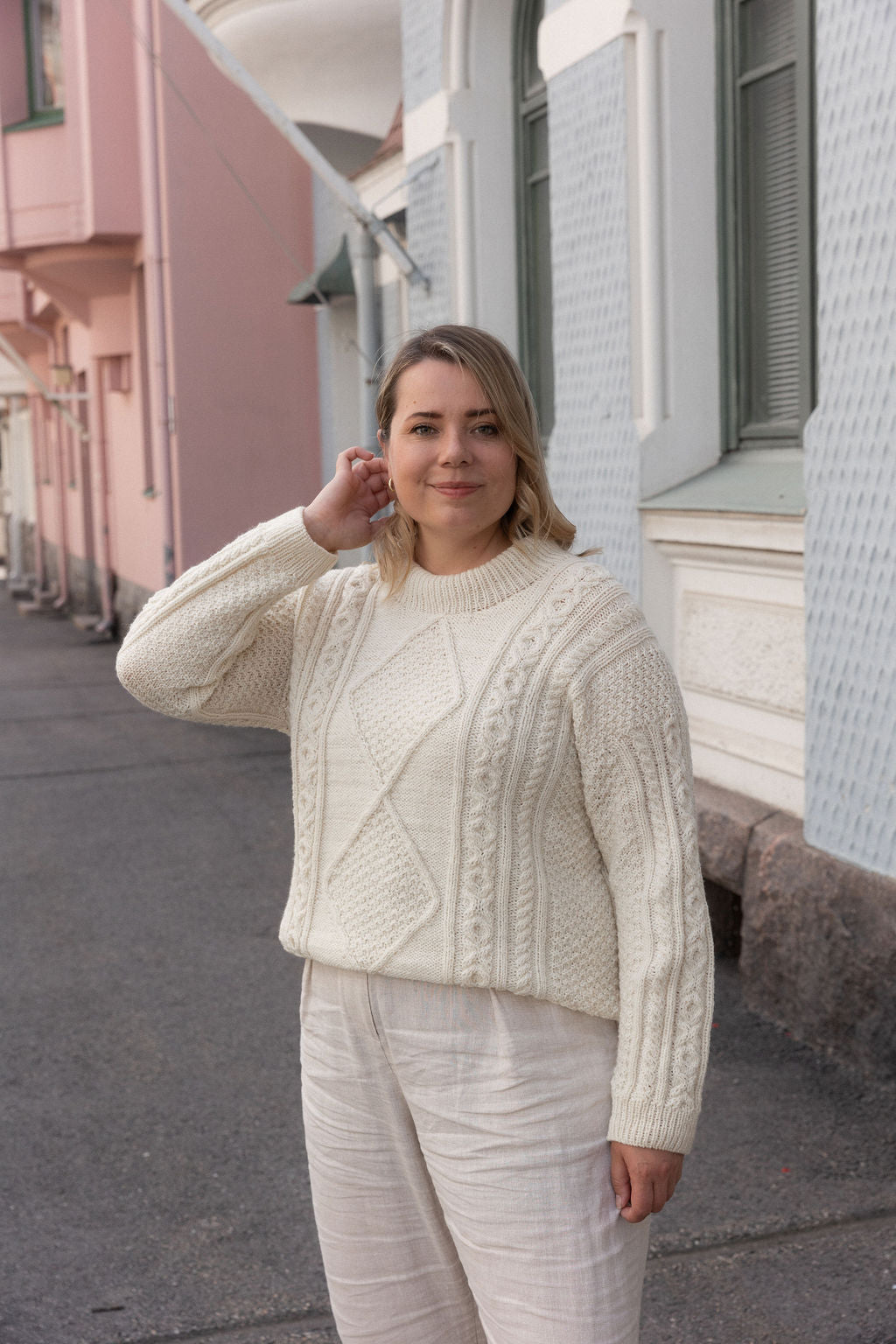 Hugs and Kisses pullover