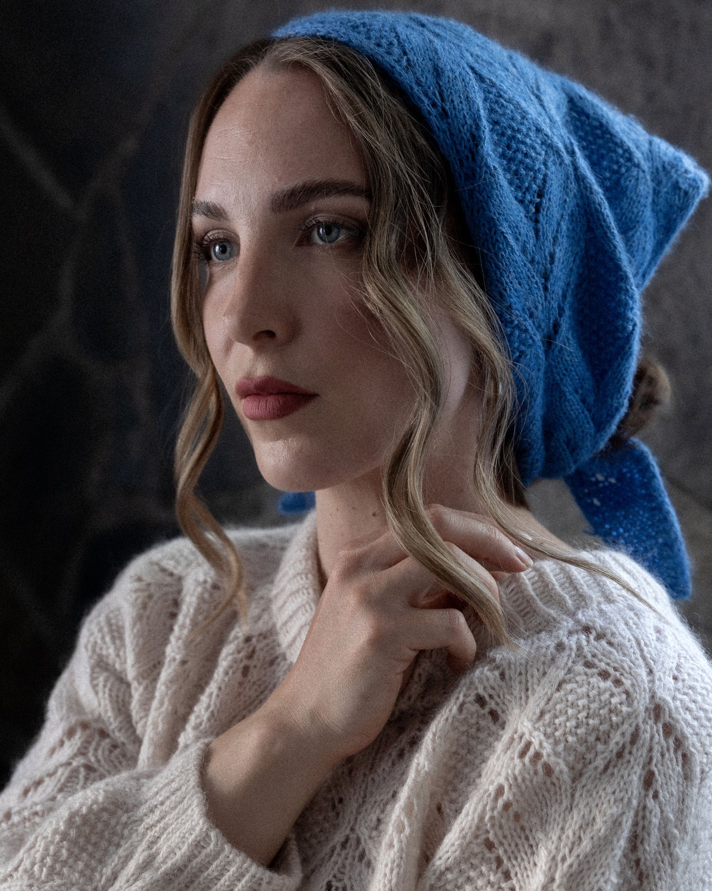 Poet scarf