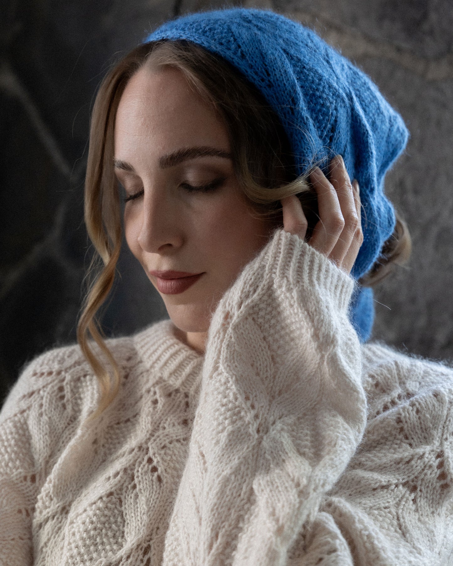 Poet scarf