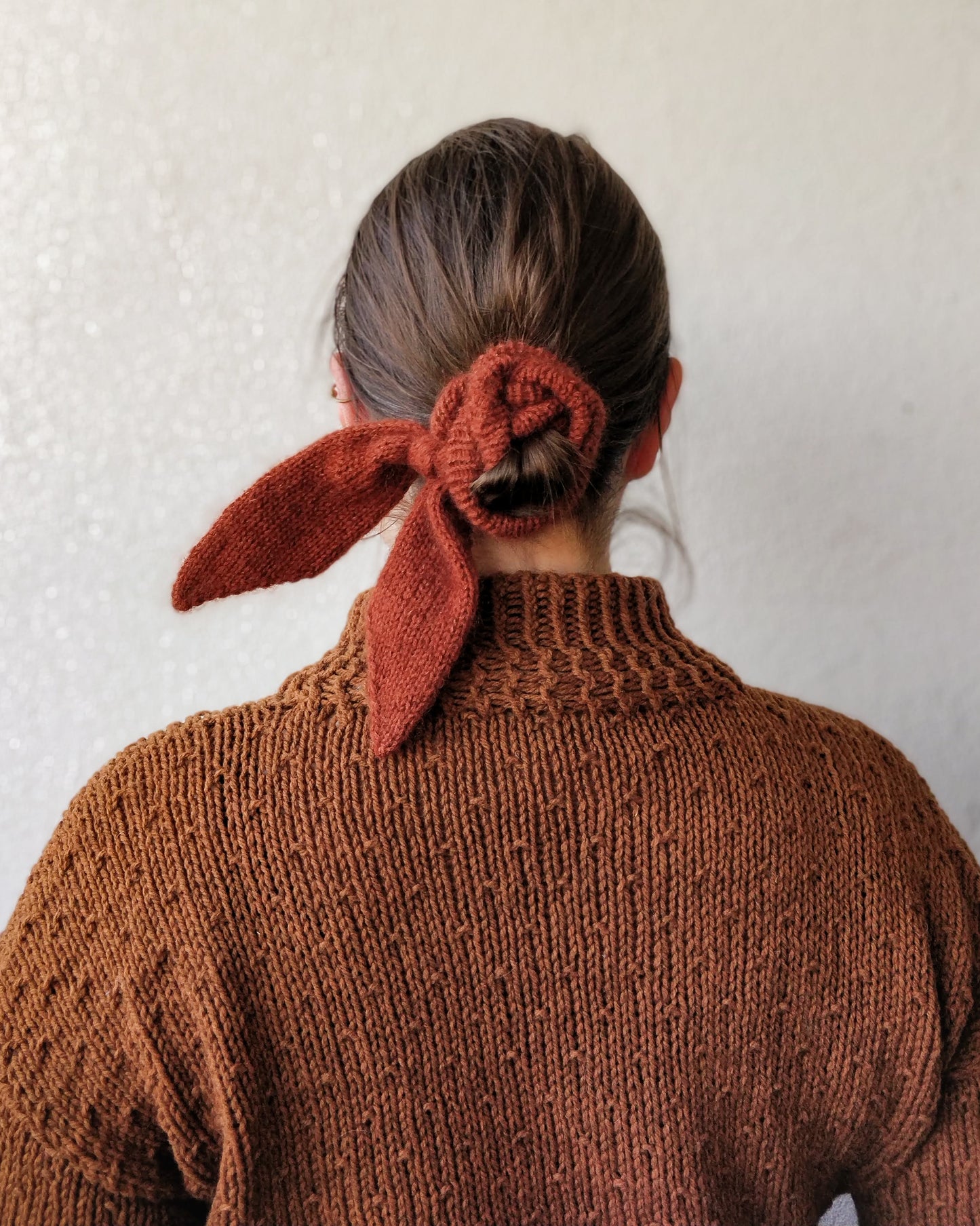 Pupu scrunchie