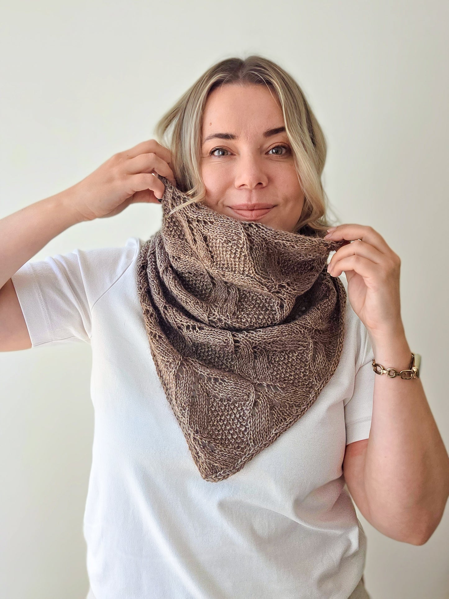 Poet cowl
