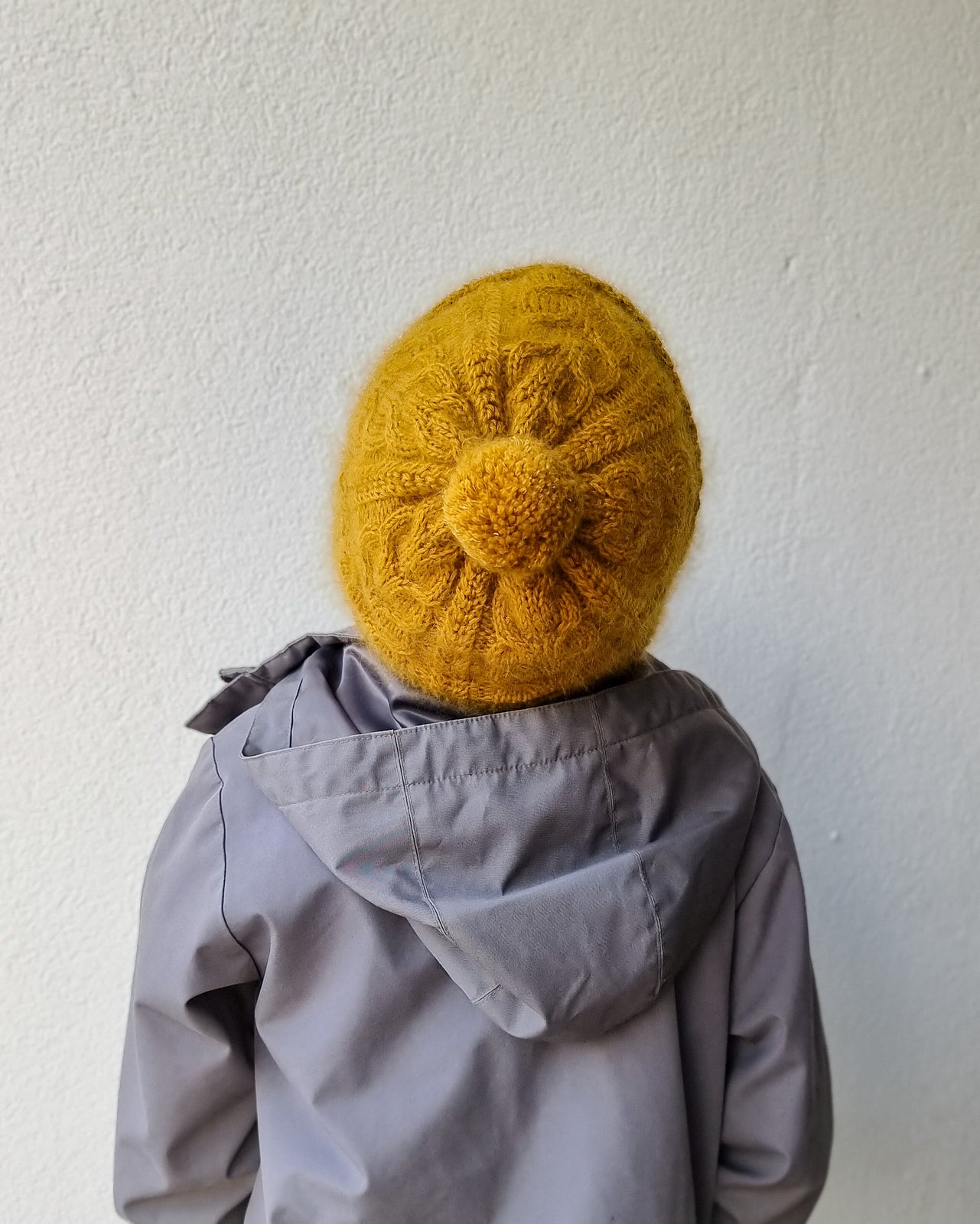 August kids' beanie