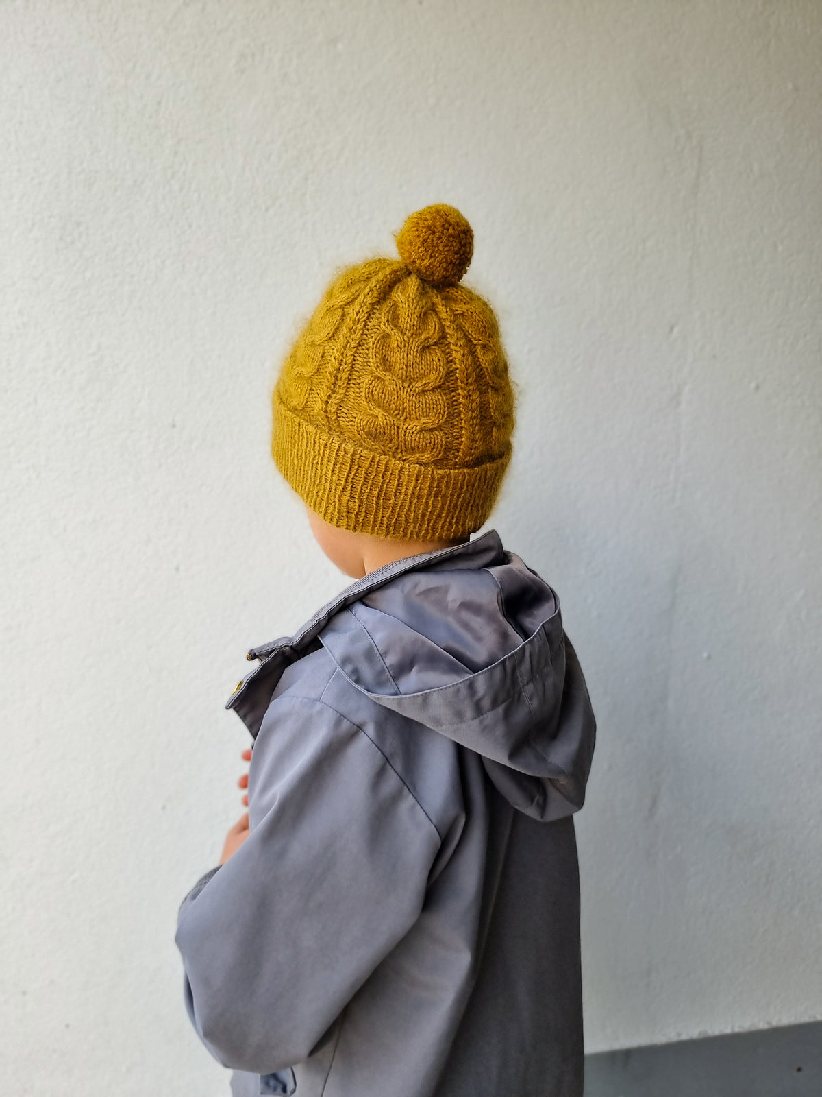 August kids' beanie