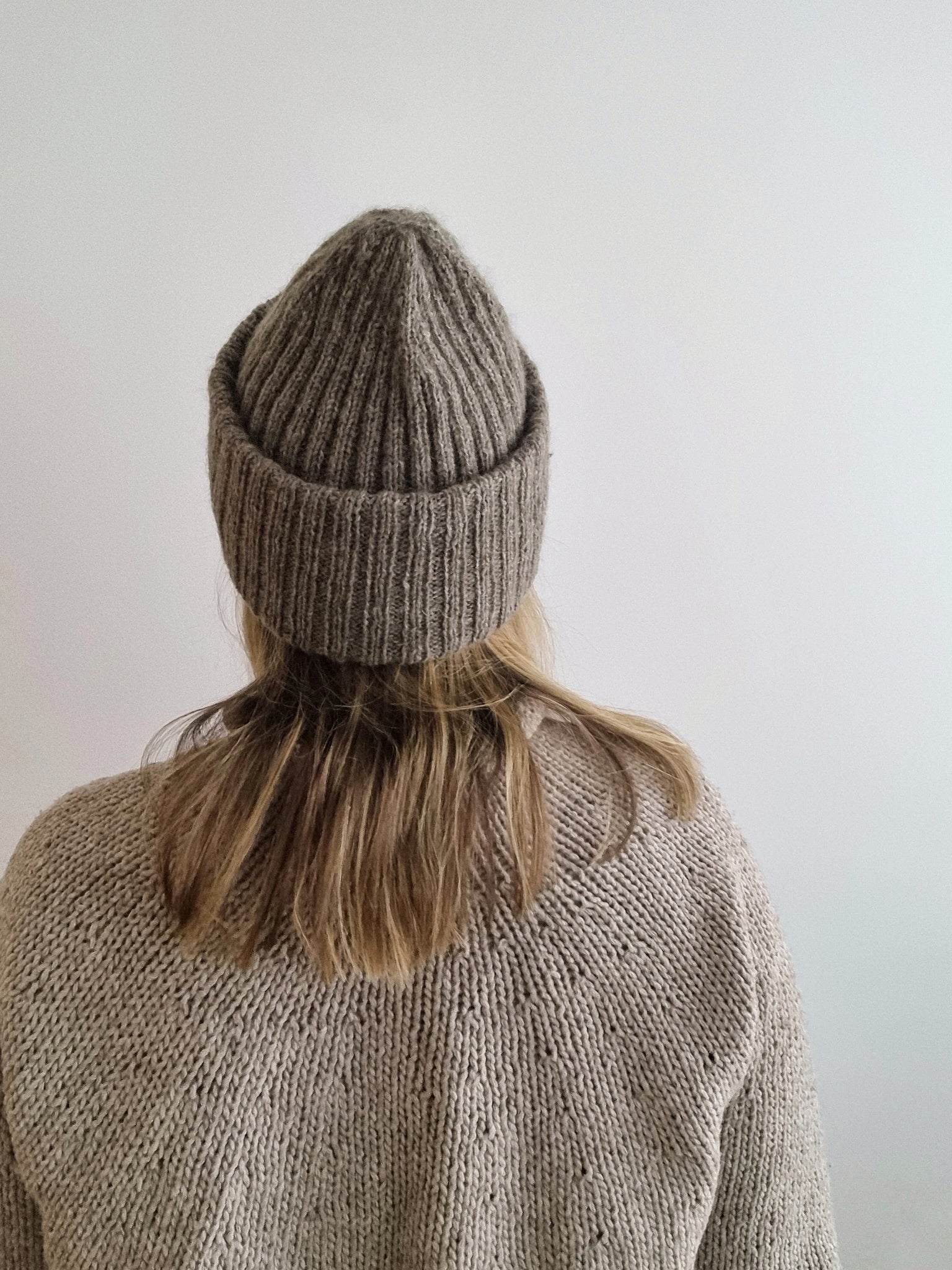 Robin beanie pattern by Sari Nordlund