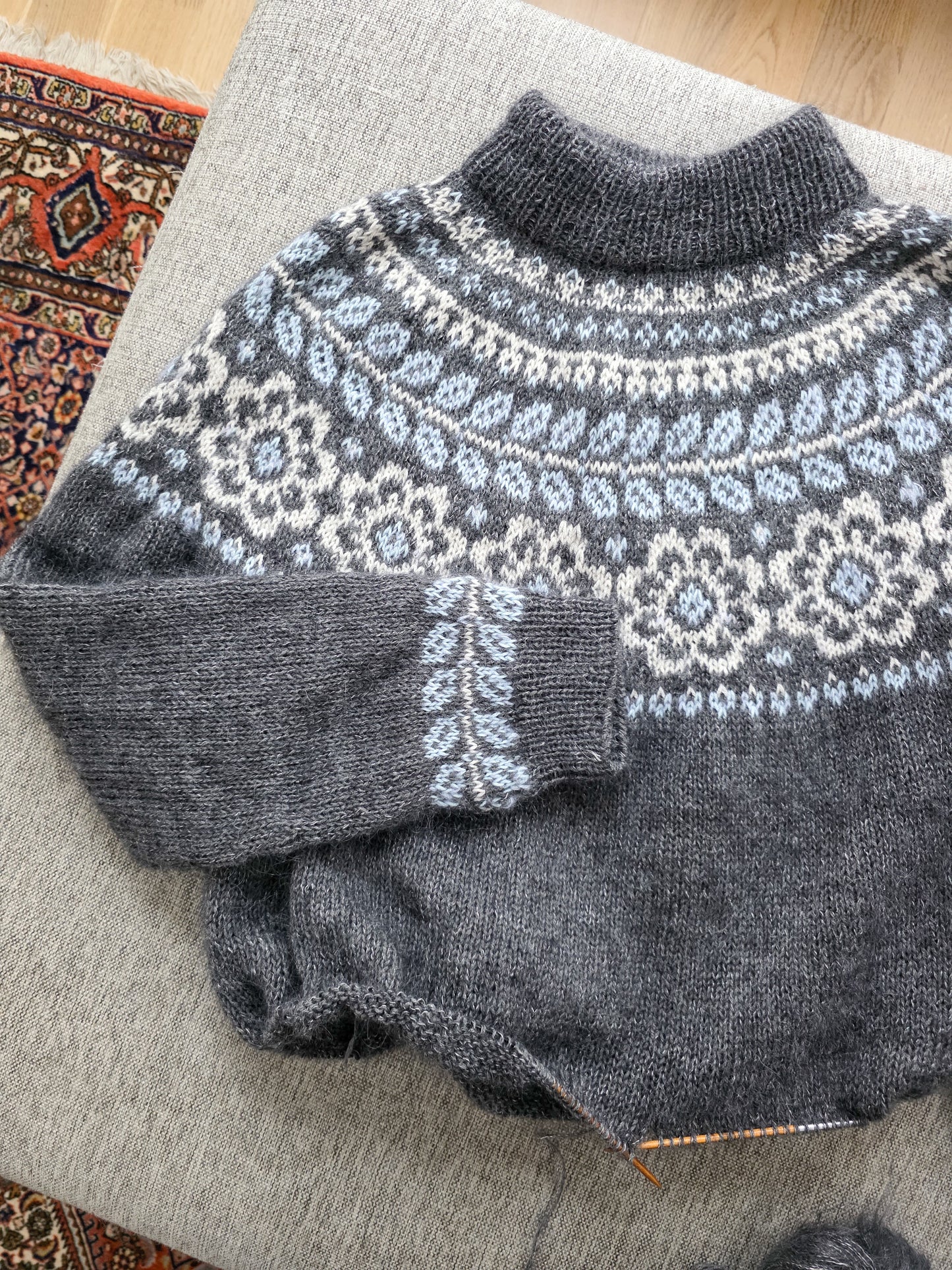 Poppy Bloom pullover