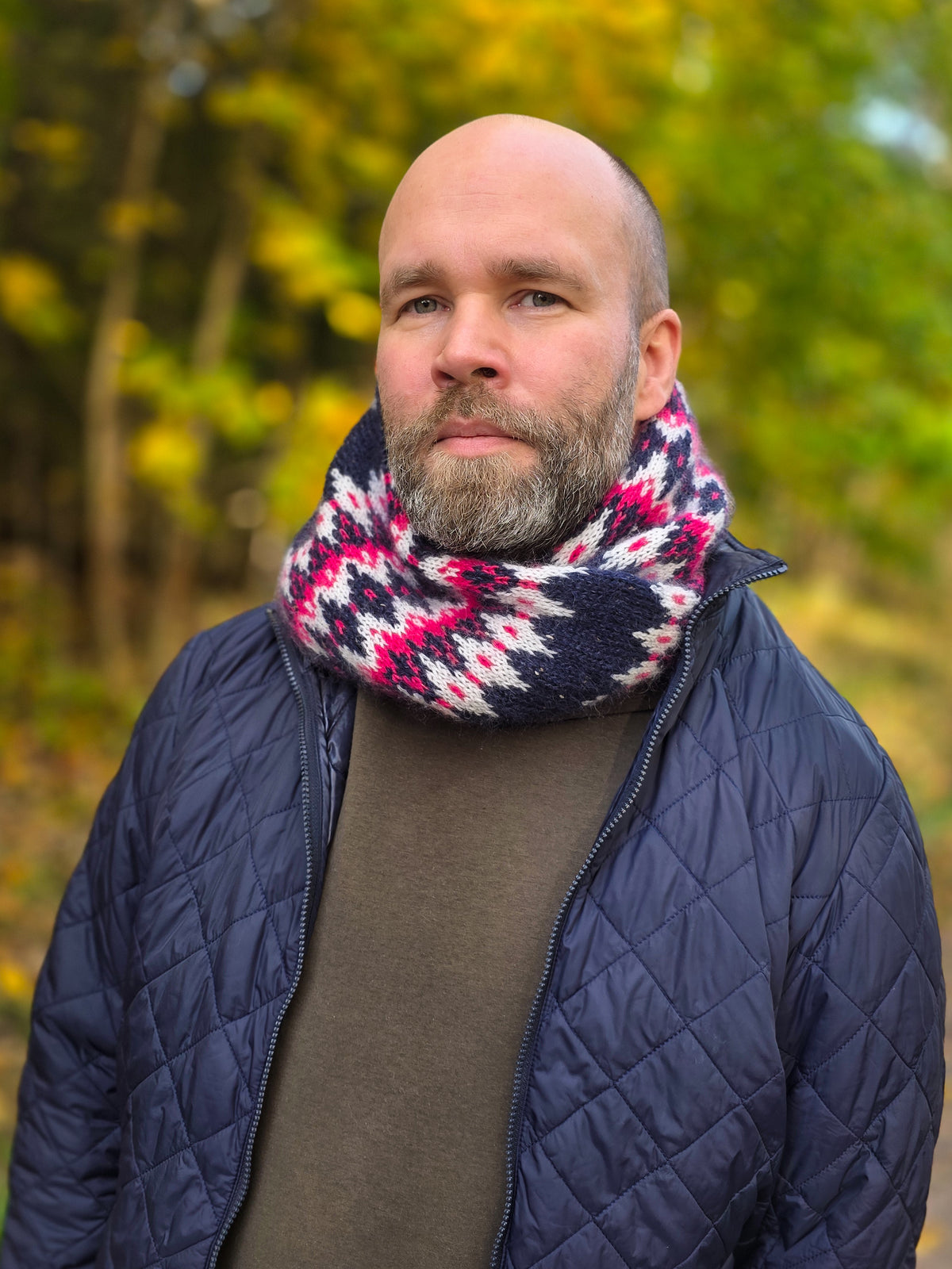 Frieze Cowl