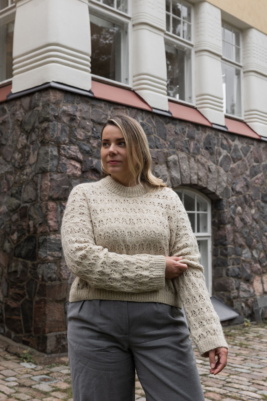 Acorn pullover