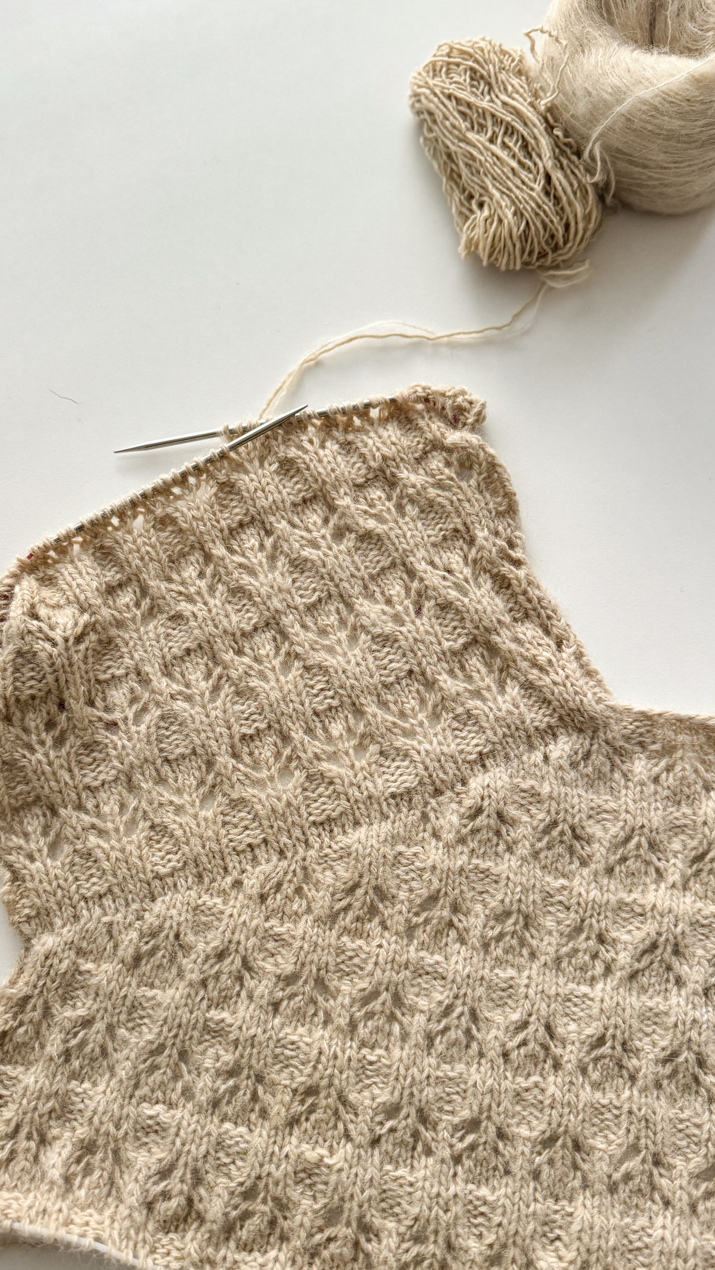 Acorn pullover