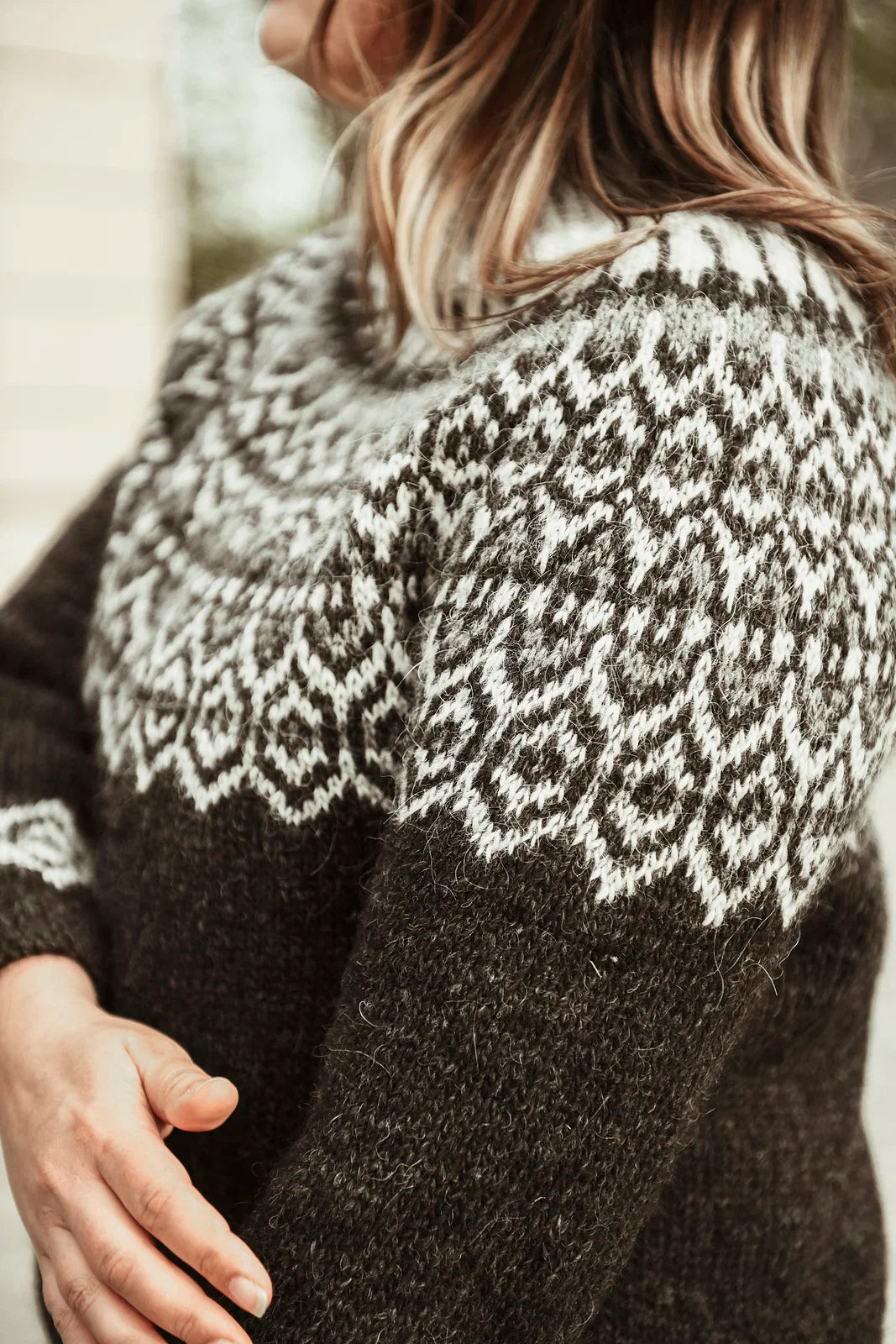 Tritone Pullover
