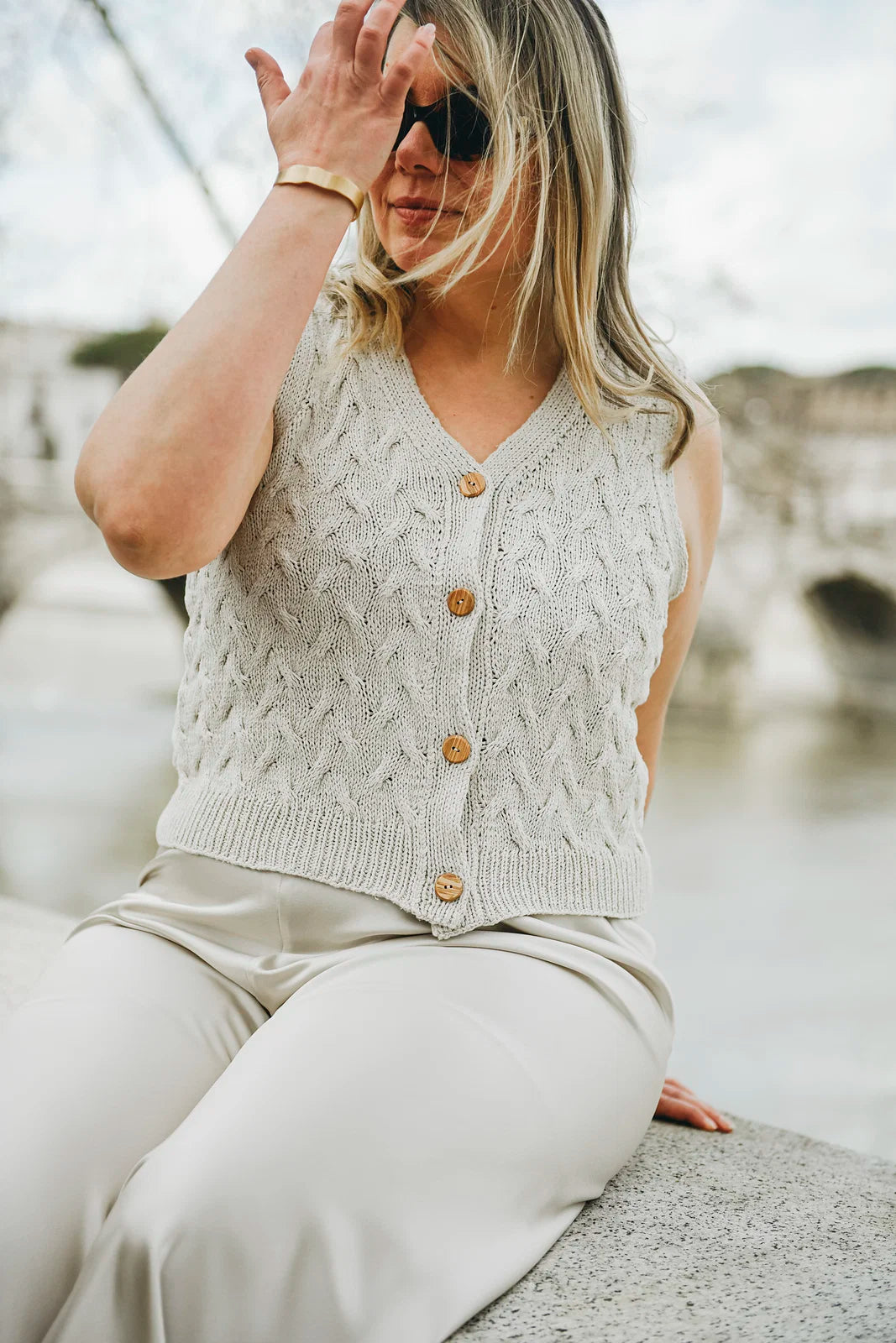 Pomona Vest